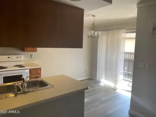 Photo #5: 6226289 Listing