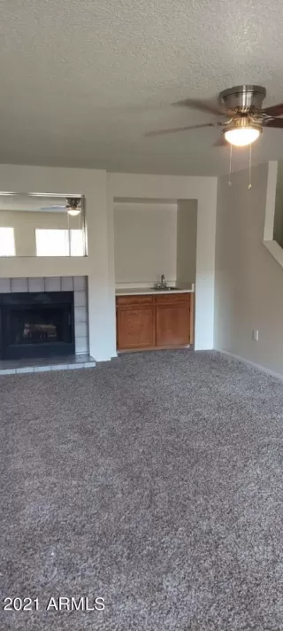 Photo #2: 6226356 Listing