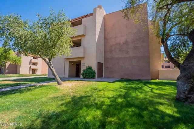 MLS: 6226420 Condo For Sale