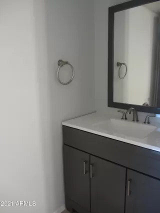 Photo #4: 6226618 Listing