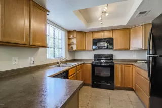 Photo #3: 6226763 Listing