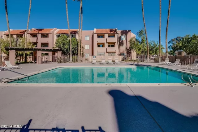 MLS: 6226766 Condo For Sale