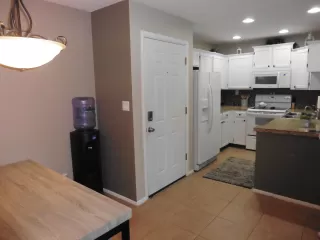 Photo #4: 6226766 Listing