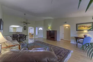 Photo #6: 6226839 Listing