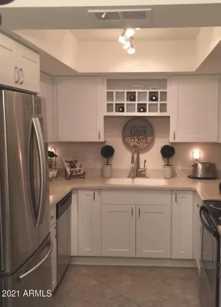 Photo #3: 6226843 Listing