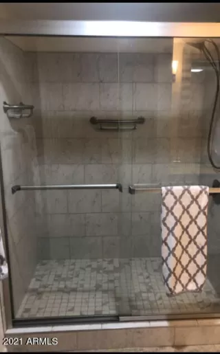 Photo #6: 6226843 Listing