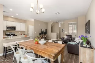 Photo #4: 6226862 Listing 
