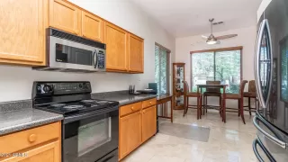 Photo #2: 6226882 Listing 