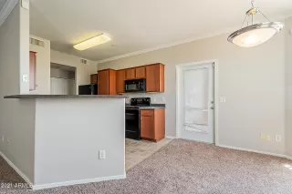 Photo #3: 6227044 Listing