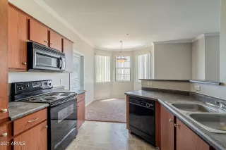 Photo #4: 6227044 Listing