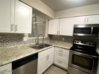 Photo #6: 6227477 Listing