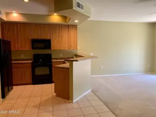 Photo #5: 6227785 Listing