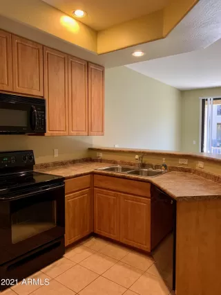 Photo #6: 6227785 Listing