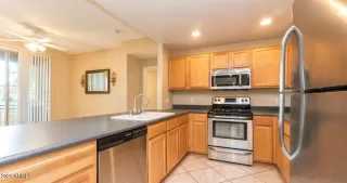 Photo #5: 6228001 Listing 