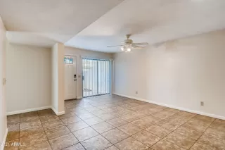 Photo #6: 6228092 Listing