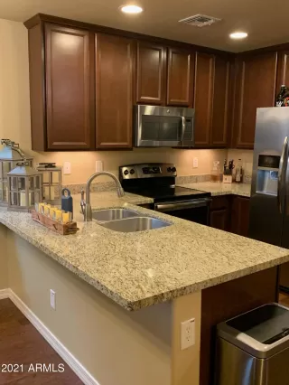 Photo #4: 6228346 Listing 