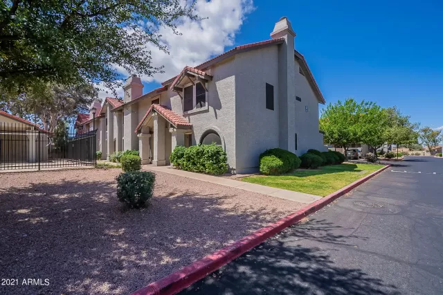 MLS: 6228367 Condo For Sale