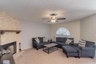 Photo #5: 6228367 Listing 