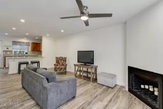 Photo #2: 6228562 Listing