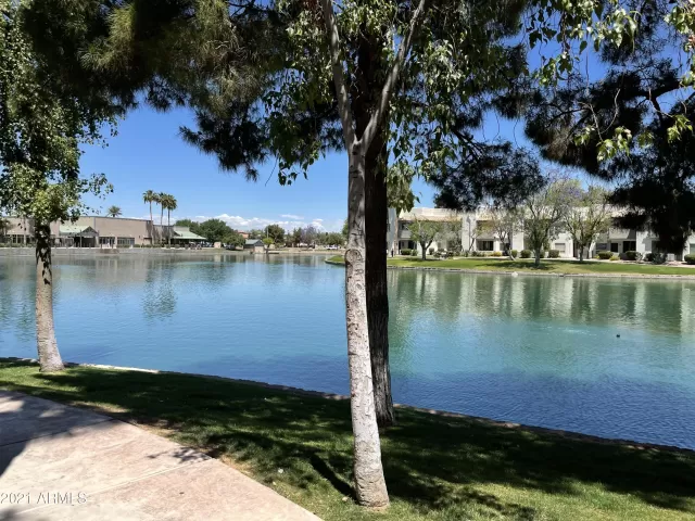 MLS: 6228734 Condo For Sale