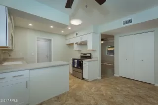 Photo #5: 6228761 Listing