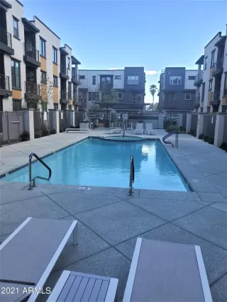 Photo #2: 6228937 Listing 