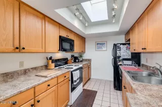 Photo #2: 6228997 Listing 