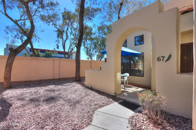 MLS: 6229054 Condo For Sale