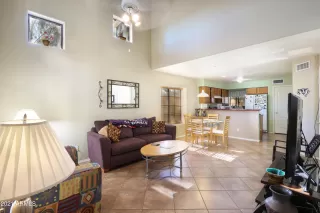 Photo #6: 6229054 Listing