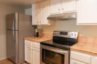 Photo #2: 6229134 Listing