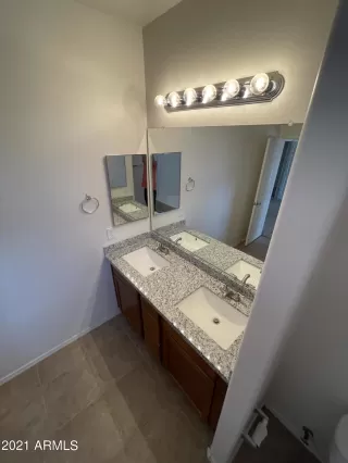 Photo #6: 6229478 Listing