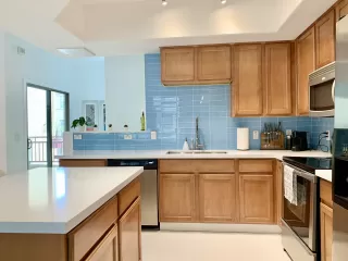 Photo #2: 6229743 Listing