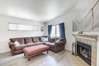 Photo #4: 6230361 Listing