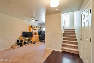 Photo #2: 6230372 Listing