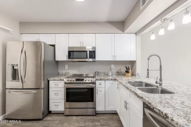 MLS: 6230417 Condo For Sale