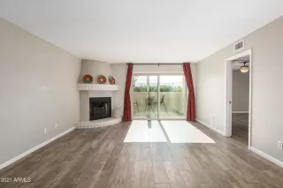 Photo #5: 6230417 Listing