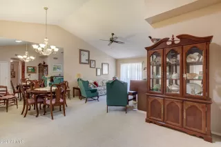 Photo #6: 6230932 Listing