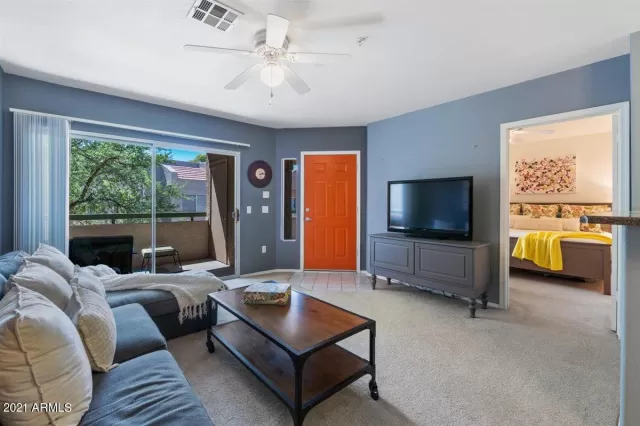 MLS: 6230974 Condo For Sale