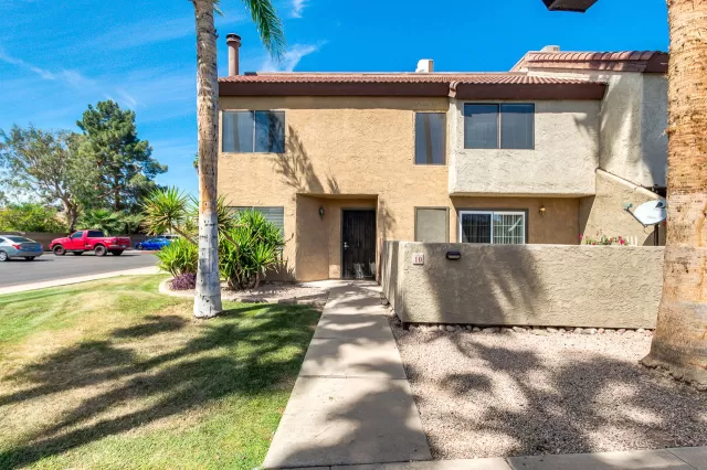 MLS: 6231001 Condo For Sale