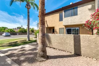 Photo #3: 6231001 Listing