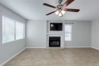 Photo #5: 6231001 Listing