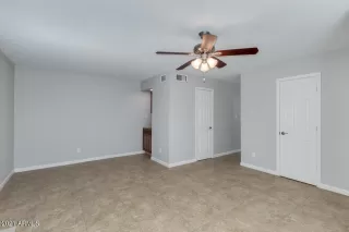 Photo #6: 6231001 Listing