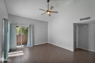 Photo #4: 6231164 Listing