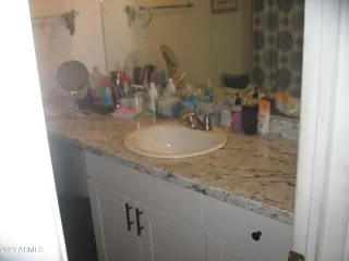 Photo #6: 6231183 Listing