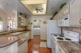 Photo #3: 6231184 Listing