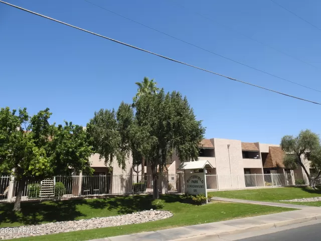 MLS: 6231409 Condo For Sale