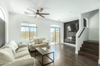 Photo #2: 6231460 Listing 