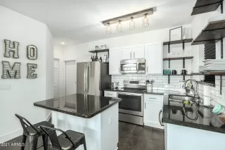 Photo #4: 6231460 Listing 