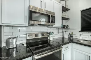 Photo #6: 6231460 Listing 