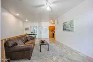 Photo #3: 6232032 Listing